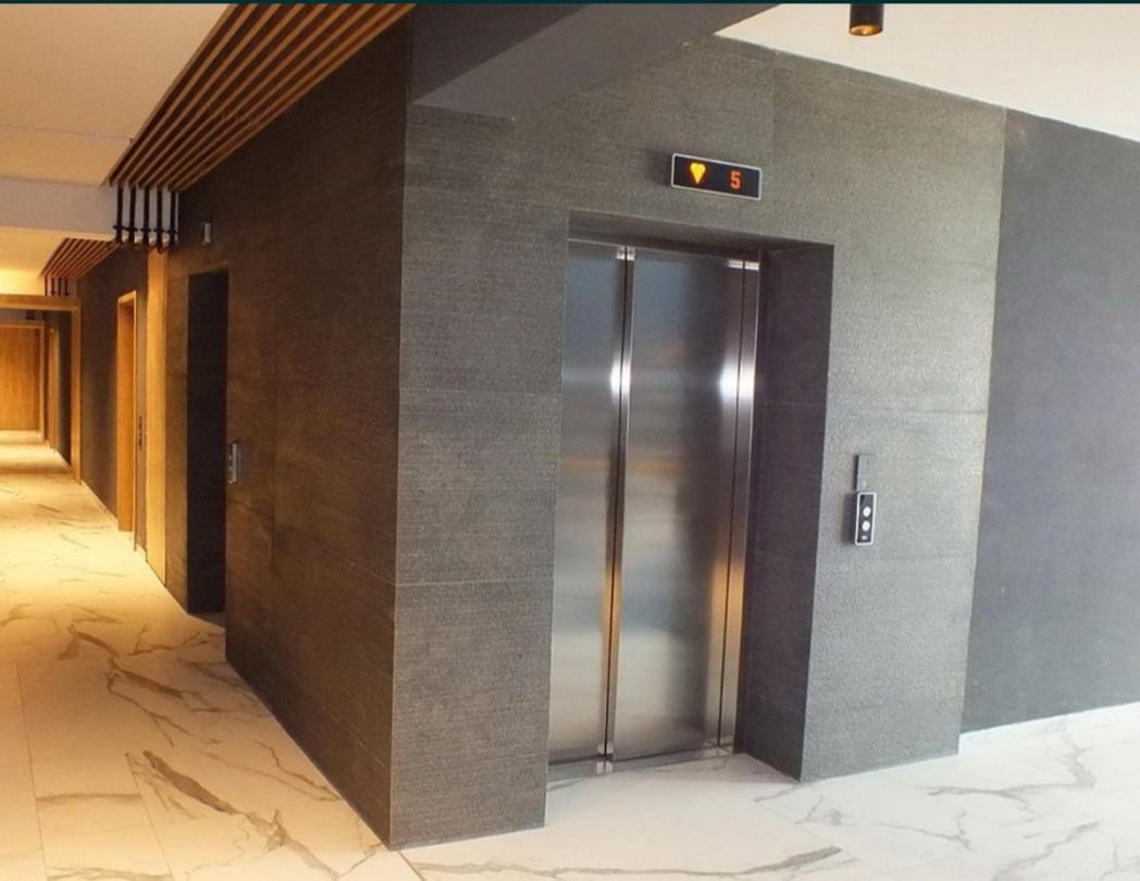 Savas Cosmopolit Brasov Magnolia Apartment Luaran gambar